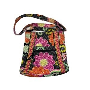 Vera Bradley Medium Crossbody Bag Flower Pattern Adj. Strap Retired‎